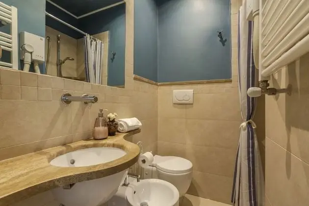 Standard Tek Büyük veya İki Ayrı Yataklı Oda, Buzdolabı, Bahçeli