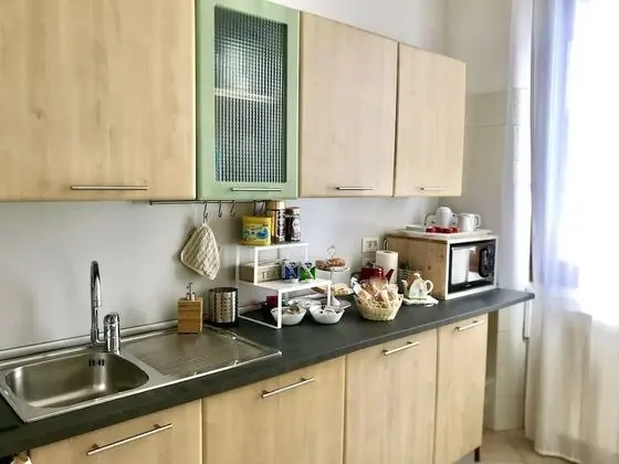 Tek Kişilik Oda, Buzdolabı, Avlu