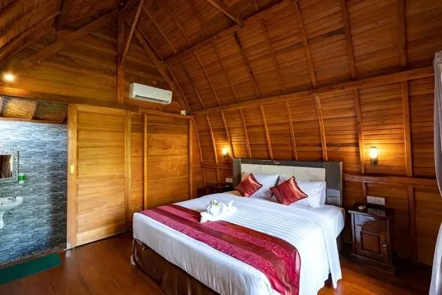 Deluxe Bungalov (Hut Garden View)