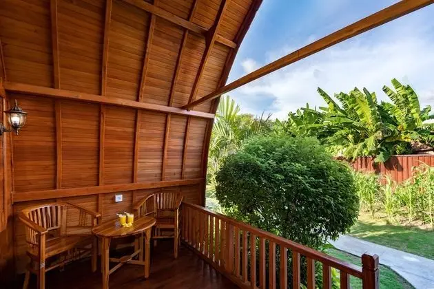Deluxe Bungalov (Hut Garden View)