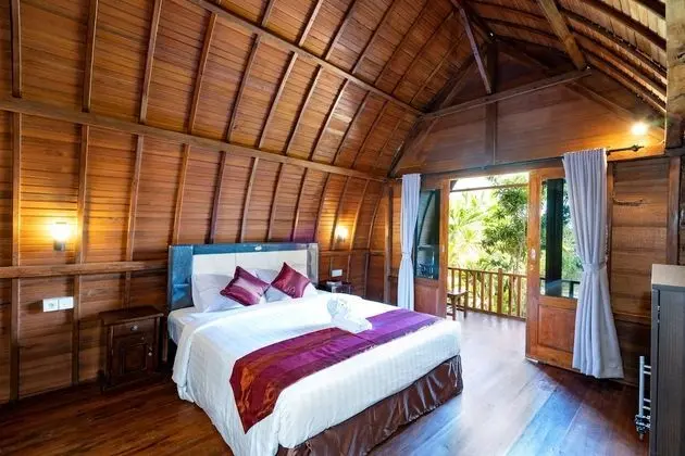 Deluxe Bungalov (Hut Garden View)