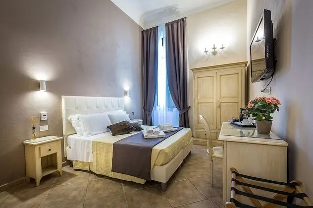 Standard Tek Büyük veya İki Ayrı Yataklı Oda