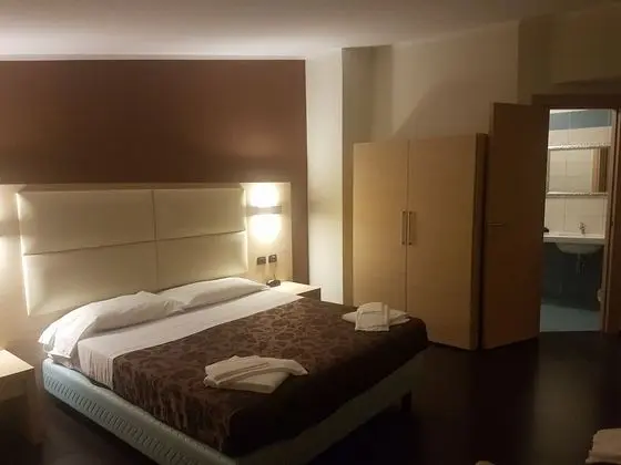 Comfort Tek Büyük Yataklı Oda