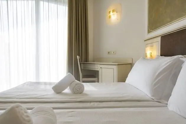 Comfort Oda, Balkon, Kısmi Göl Manzaralı