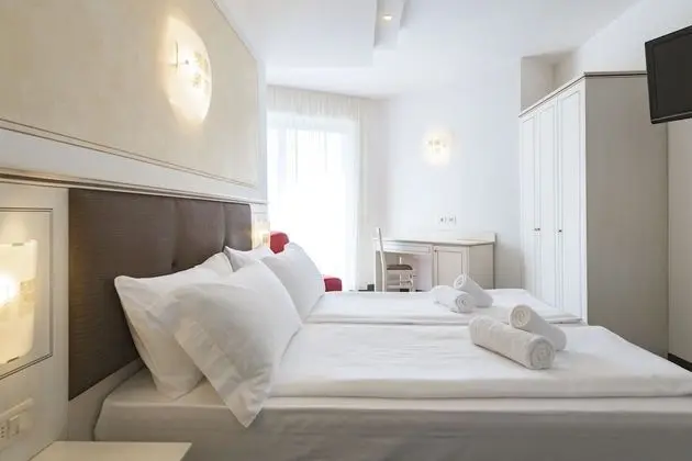 Comfort Oda, Balkon, Kısmi Göl Manzaralı