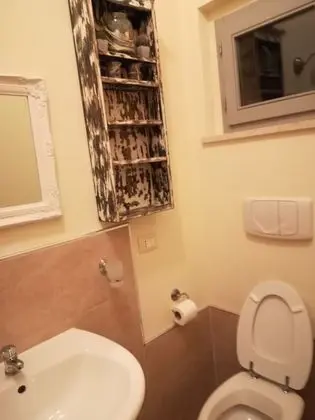 Basic Tek Büyük Yataklı Oda