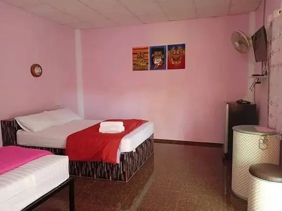 Üç Kişilik Oda
