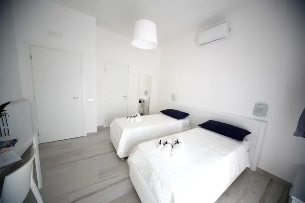 Tek Büyük veya İki Ayrı Yataklı Oda