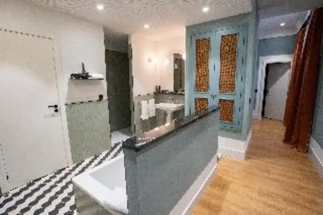 JUNIOR SUITE