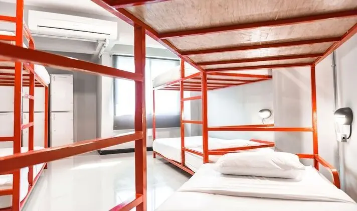 Bed in 6-Bed Mixed Dormitory Room