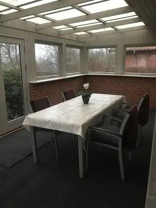 Apart Daire, Sigara İçilmez, Kısmi Göl Manzaralı (Anneks 2)