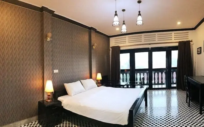 Deluxe Double - Pool View