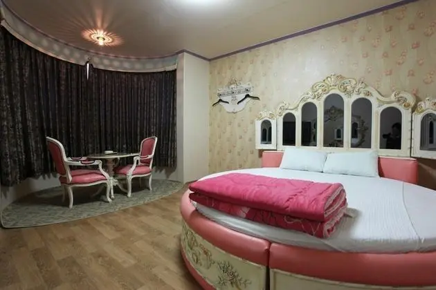 Oda (Western room)