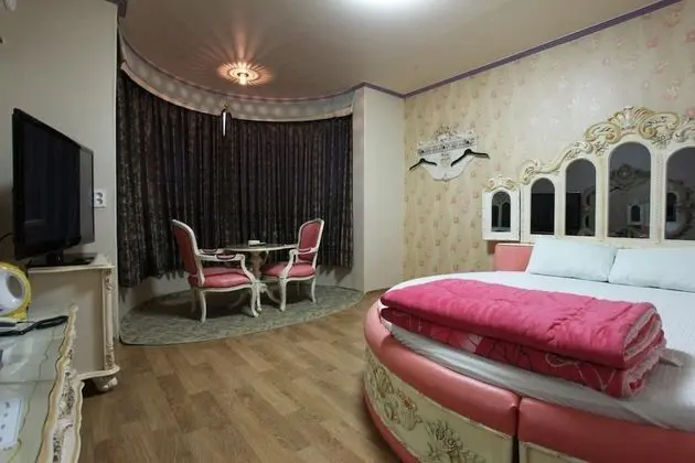 Oda (Western room)