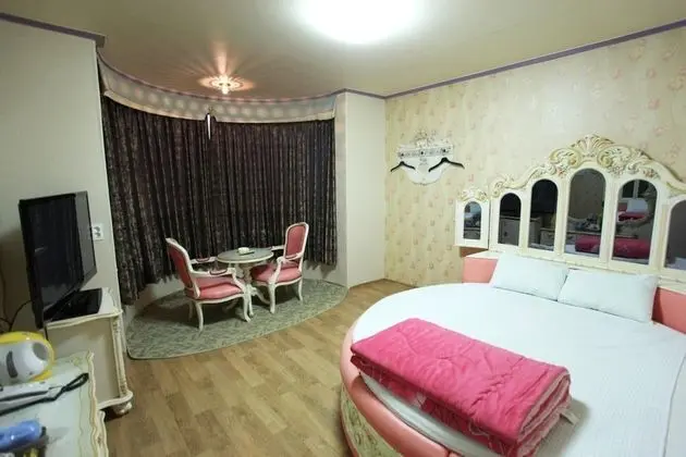 Oda (Western room)