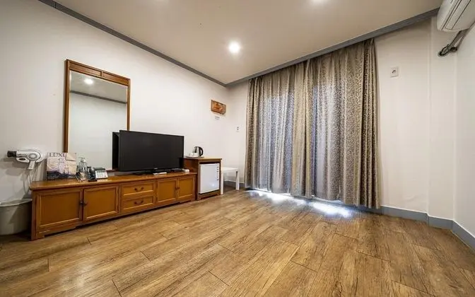 Oda (Deluxe Korean Room)