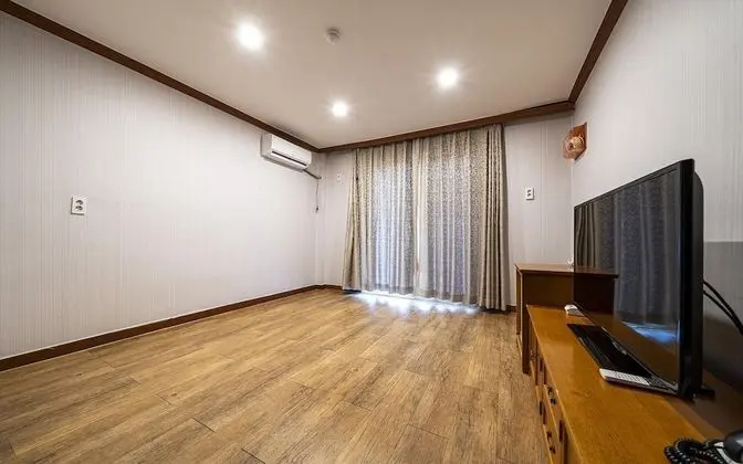 Oda (Deluxe Korean Room)
