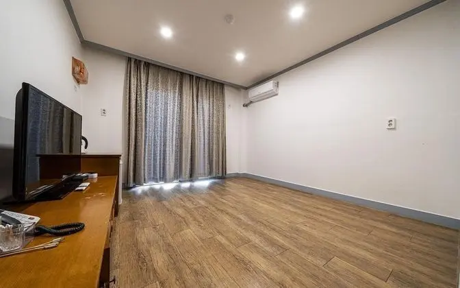 Oda (Deluxe Korean Room)