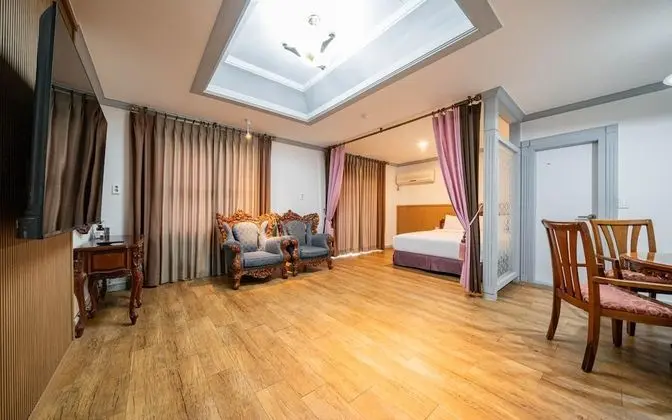 Oda (VIP Room TYPE2)