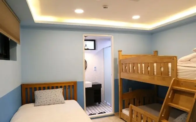 Oda (3 Guests Room)