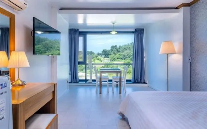 Oda (302-Bed Ocean View)