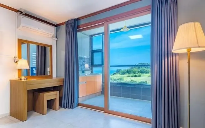 Oda (402-Bed Ocean View)
