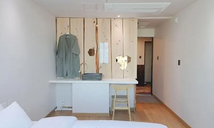 Standard Tek Büyük Yataklı Oda (Breakfast for 2)