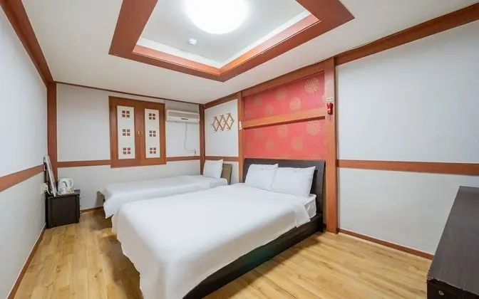Oda (Triple Room)