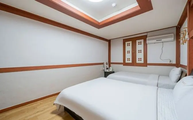 Oda (Triple Room)