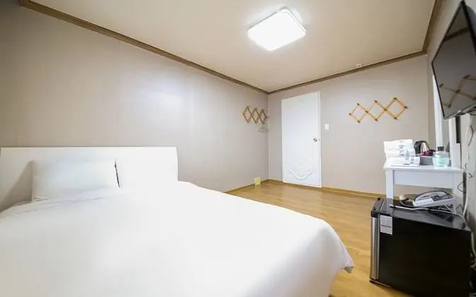Oda (Family Two Room (bedroom + ondol))