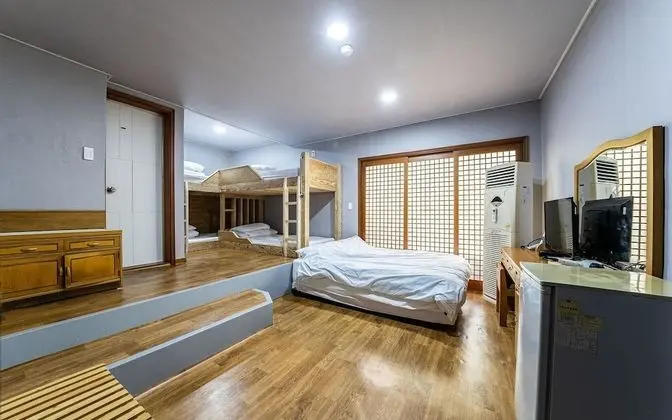 Oda (Twin Room)