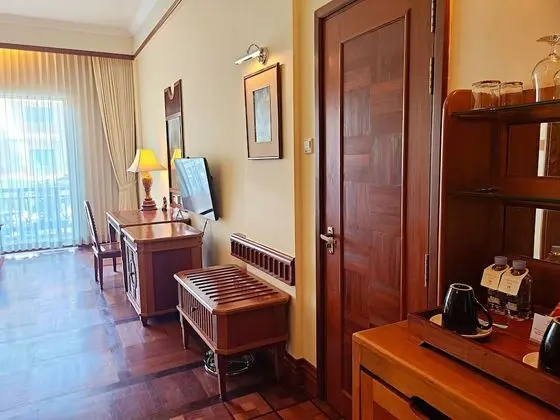 Deluxe Family Connecting Room