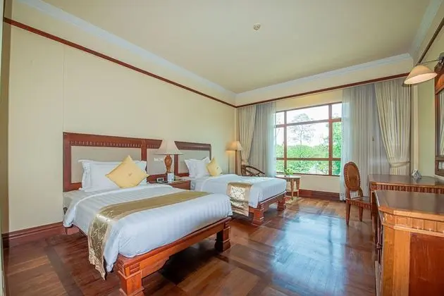 Deluxe Family Connecting Room