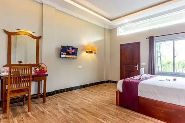 Deluxe Tek Büyük Yataklı Oda, Balkon