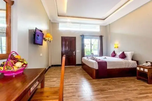 Deluxe Tek Büyük Yataklı Oda, Balkon