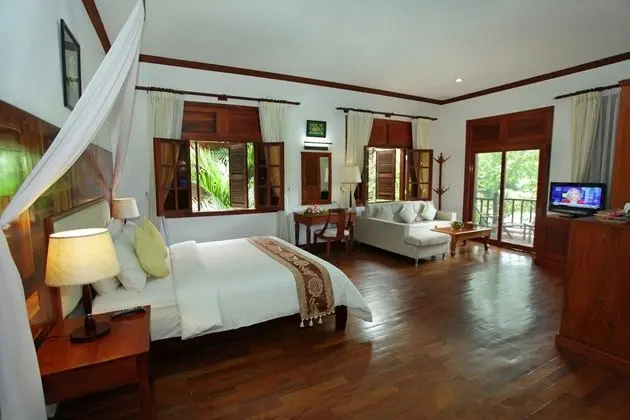 Deluxe Villa, Bahçeli