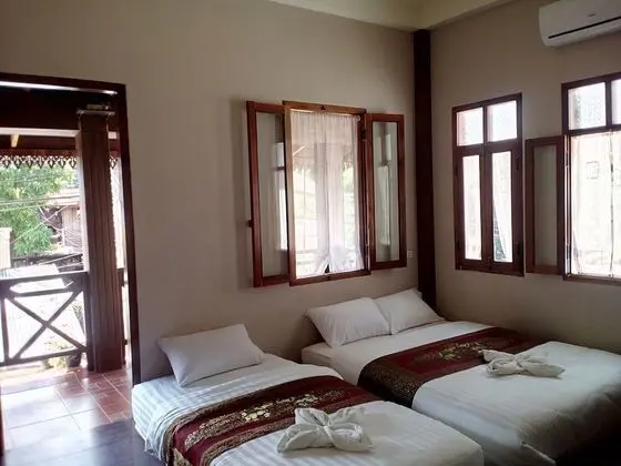 Family Üç Kişilik Oda, Küvet, Şehir Manzaralı