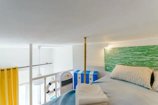 Economy Tek Büyük Yataklı Oda