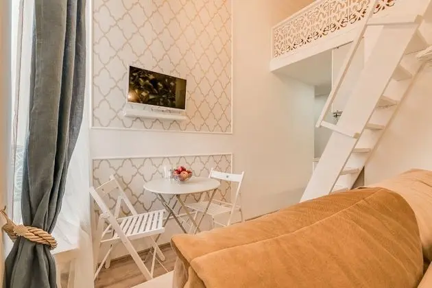 Standard Apart Daire, Avlu Manzaralı