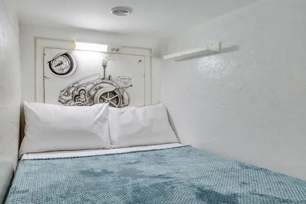 Design Stüdyo, Birden Çok Yatak, Sigara İçilmez