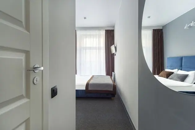 Standard Tek Büyük Yataklı Oda