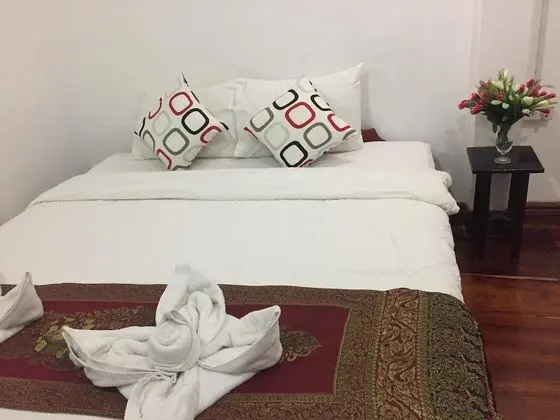 Deluxe Single