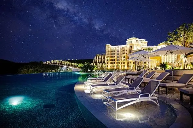 [Couple Package] Suite Kitchenette - Infinity Pool & Legend Heroes (3 times) for 2