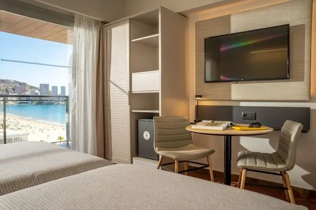 The Innside Room Sea Side View