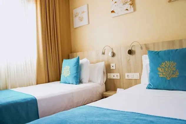 İki Ayrı Yataklı Oda, Bahçe Manzaralı