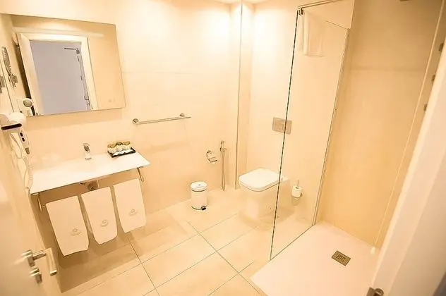 Tek Büyük Yataklı Oda, Bahçe Manzaralı