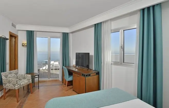 Oda, Deniz Manzaralı (Sol)