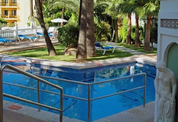 Sol Pool View