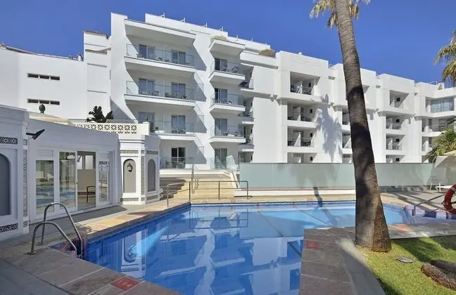 Sol Pool View