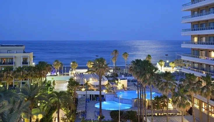 Oda, Kısmi Deniz Manzaralı (Sol 2 adults + 1 child)